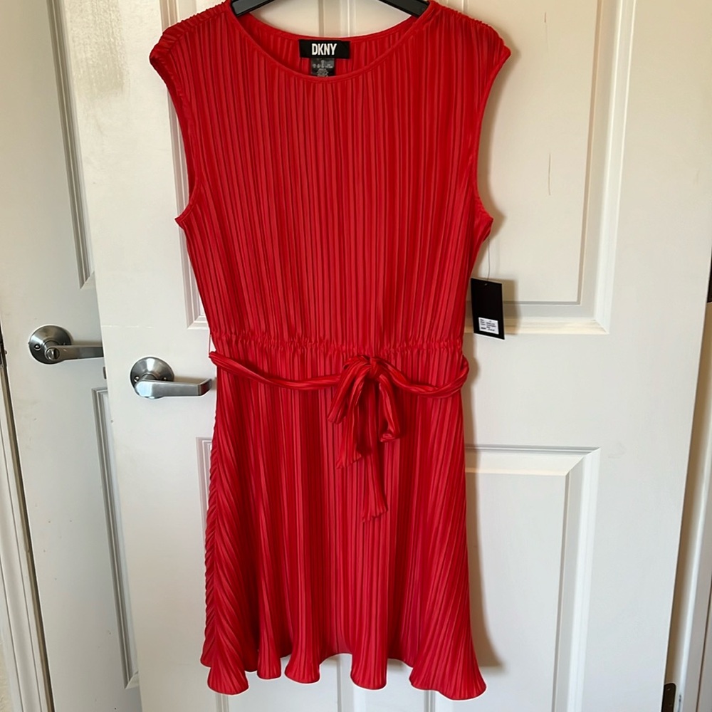 NWT DKNY belted dress